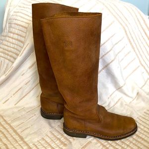 Roots Leather Boots Sz 8